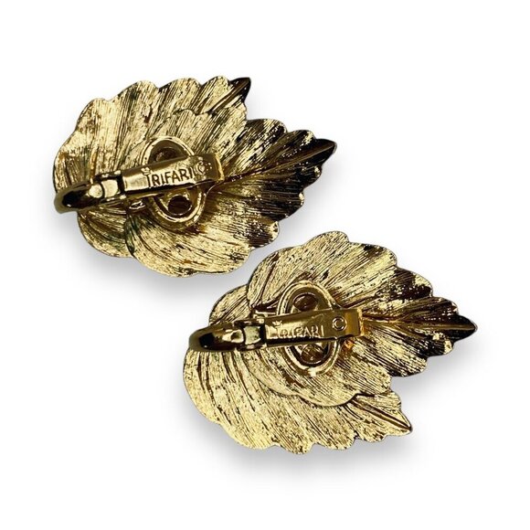 Vintage 50's-60's Crown Trifari Double Leaf Gold Tone Clip On Earrings - Picture 5 of 5